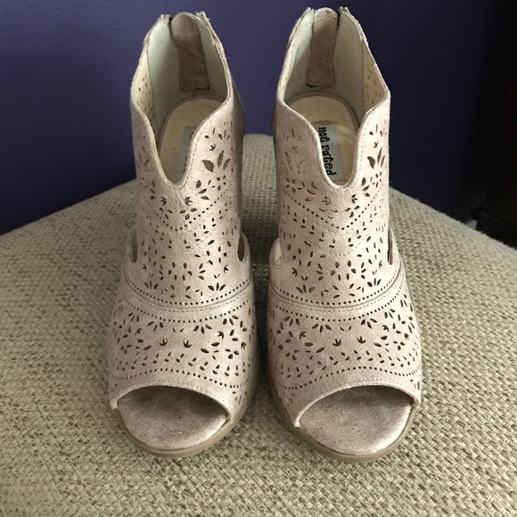 Not Rated- Open toe booties-Tan - Picture 5 of 6